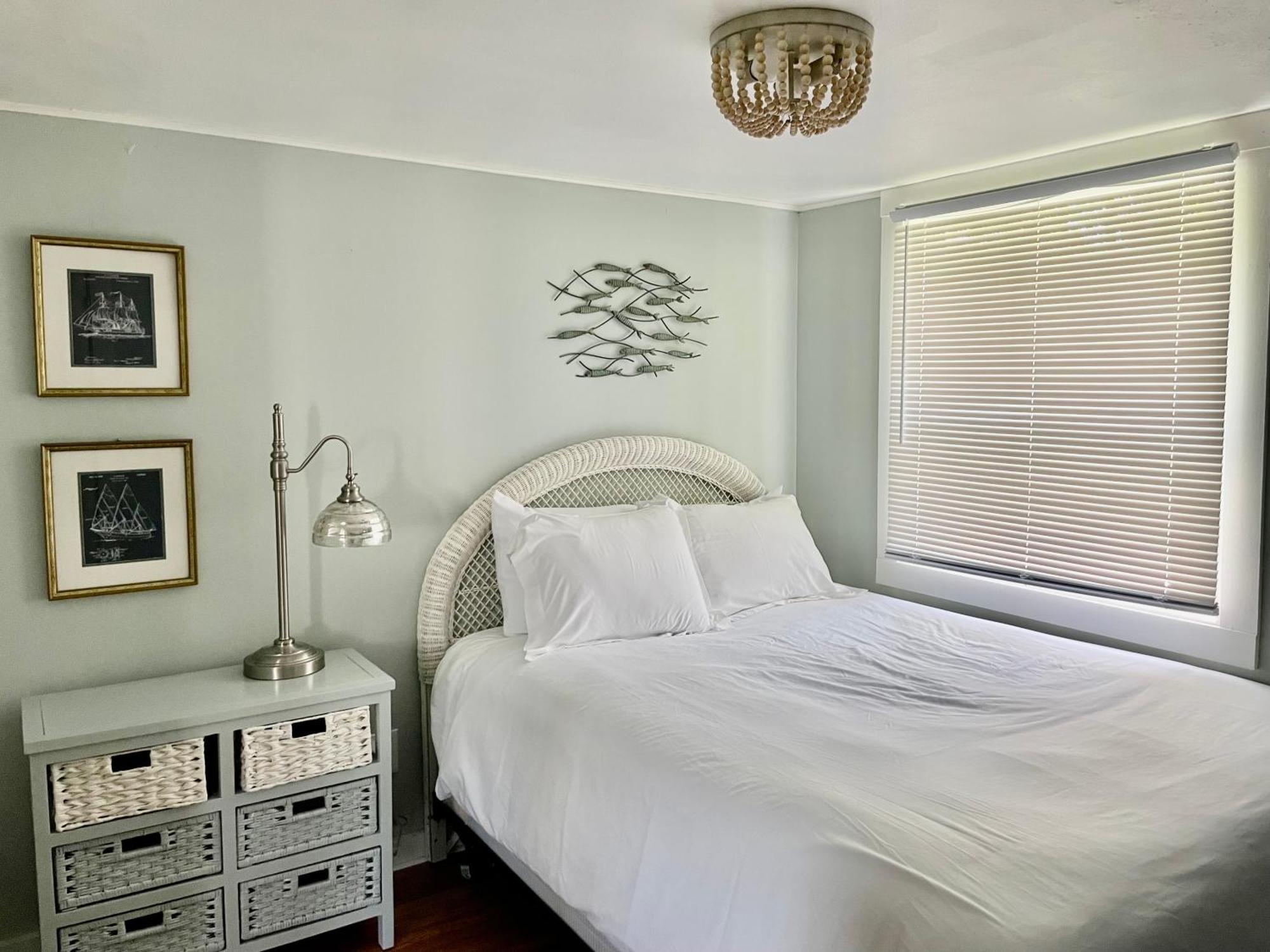 Drop Anchor Cottages And Lake House 滨湖杰尼瓦 外观 照片